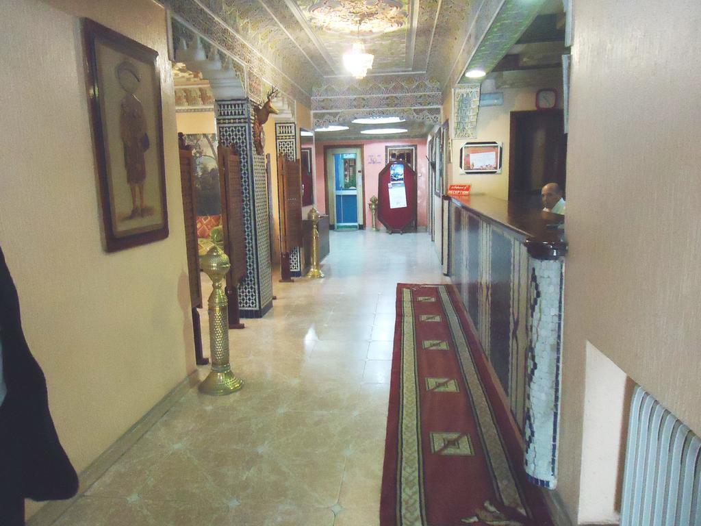 Hotel Lixus Надор Екстериор снимка