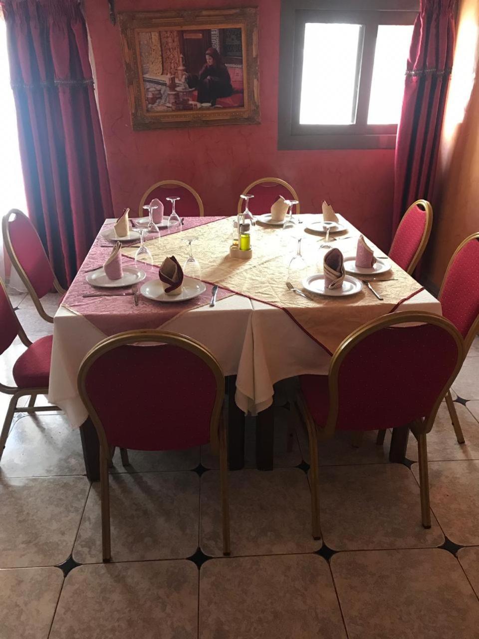 Hotel Lixus Надор Екстериор снимка